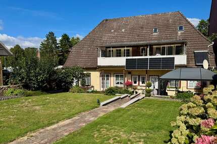 Haus zum Kaufen in Eutin 490.000,00 € 376 m²