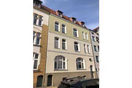 Wohnung zum Kaufen in Güstrow 290.000,00 € 180.95 m²