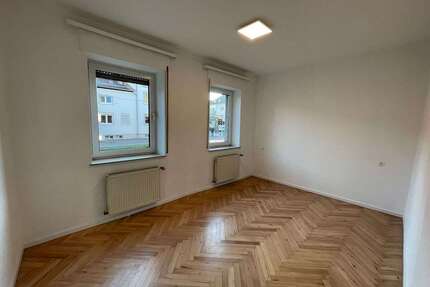 Wohnung zum Mieten in Heilbronn 360,00 € 14.41 m²