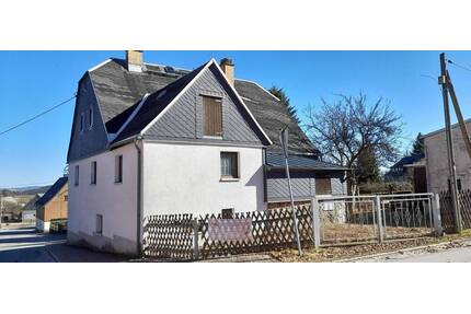 Wohnhaus mit großer Garage - 49.900,00&nbsp;EUR Kaufpreis, ca.&nbsp; 160,00&nbsp;m&sup2;&nbsp;Wohnfl&auml;che in Elterlein OT.Hermannsdorf (PLZ: 09481)