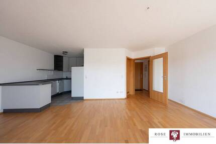 Attraktive 2-Zimmer-Wohnung mit Südbalkon, Aussicht und großer Garage in Winnenden-Höfen