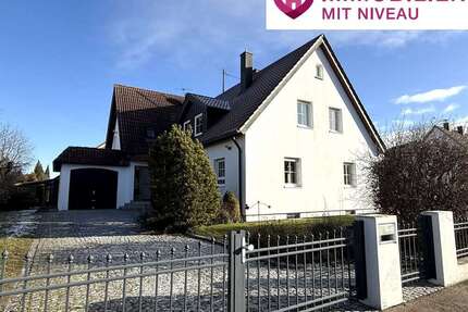 Haus zum Kaufen in Gundelfingen 639.000,00 € 214 m²