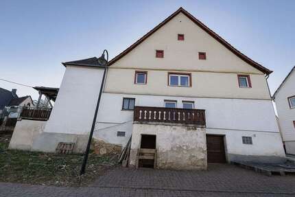 Haus zum Kaufen in Dornhan 178.000,00 € 180 m²