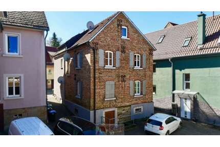 Haus zum Kaufen in Vaihingen an der Enz-Kleinglattbach 219.000,00 € 170.92 m²