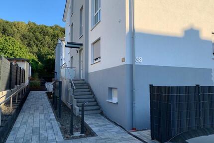 Schicke, neue 2-Zi-Wohnung ab 01.05.2026 zu vermieten - Homburg