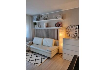 Lichtdurchflutete, möblierte 1 Zimmer Wohnung - Dobel