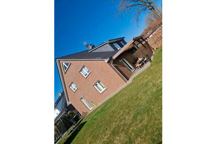 Doppelhaushälfte - 1.700,00&nbsp;EUR Kaltmiete, ca.&nbsp; 125,00&nbsp;m&sup2; in Melbeck (PLZ: 21406)