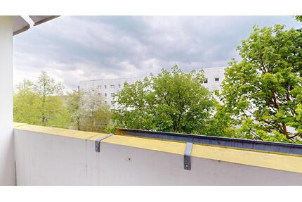 Ausblick ins Grüne in der 5. Etage - Halle (Saale) Dölau