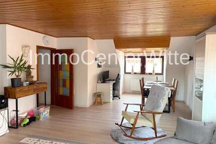 Wohnung zum Mieten in Pinneberg 1.050,00 € 105 m²