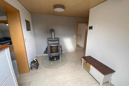 DG-Wohnung - 800,00&nbsp;EUR Kaltmiete, ca.&nbsp; 111,00&nbsp;m&sup2; in Arnbruck (PLZ: 93471)