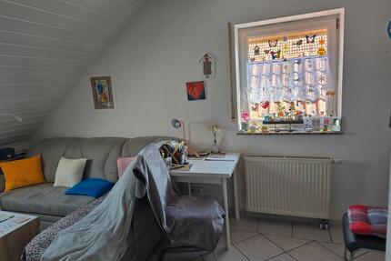 zum Vermieten sehr schöne 1 12 Zimmerwohnung - Münster (Hessen)