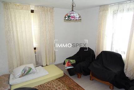 Handwerker aufgepasst: Drei Zimmer Wohnung in Maulburg!