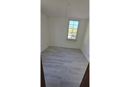 Helle 45qm Wohnung - 480,00&nbsp;EUR Kaltmiete, ca.&nbsp; 45,00&nbsp;m&sup2; in Eitorf (PLZ: 53783)