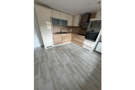 Haus zu vermieten - 1.200,00&nbsp;EUR Kaltmiete, ca.&nbsp; 110,00&nbsp;m&sup2; in Hemmoor (PLZ: 21745)