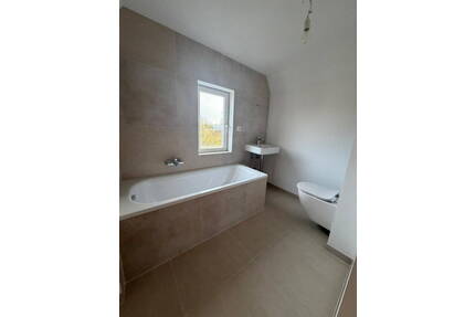 Saniertes Einfamilienhaus mit modernem Innenausbau - Kleinfischlingen