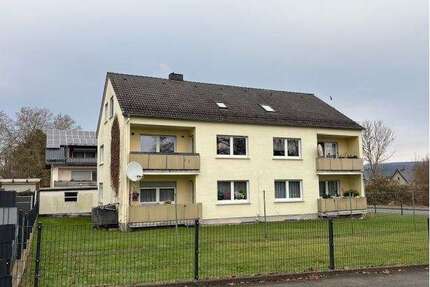 Haus zum Kaufen in Beverungen 349.000,00 € 344 m²