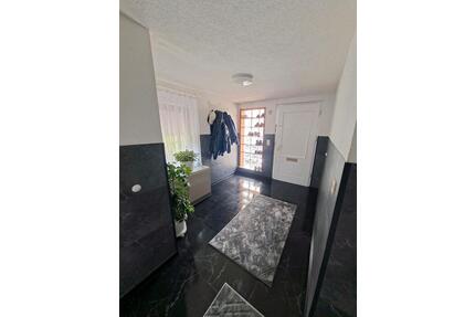 Haus zu vermieten - 1.000,00&nbsp;EUR Kaltmiete, ca.&nbsp; 102,00&nbsp;m&sup2; in Helsa (PLZ: 34298)