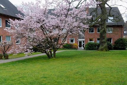 Provisionsfrei in Nienstedten: 4 Zimmer mit großem Garten - Hamburg Altona