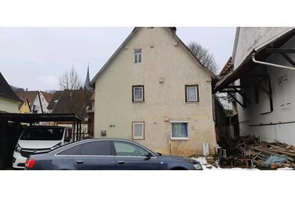 Einfamilienhaus 6 Zimmer - 75.000,00&nbsp;EUR Kaufpreis, ca.&nbsp; 120,00&nbsp;m&sup2; in Roigheim (PLZ: 74255)