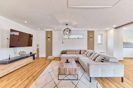 Haus zum Kaufen in Venningen 590.000,00 € 242 m²