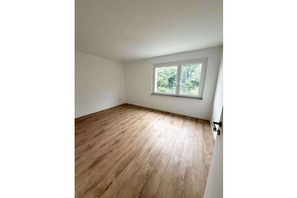 Wohnung zum Mieten in Wuppertal 650,00 € 68 m²