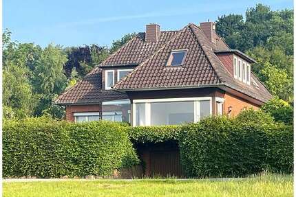 Haus zum Kaufen in Stade 498.000,00 € 153.22 m²