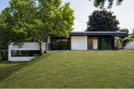Haus zum Kaufen in Bergisch Gladbach 990.000,00 € 196 m²