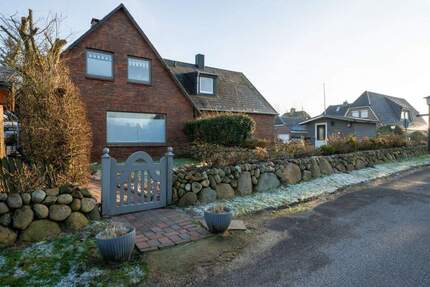 Baugrundstück mit Altbestand in Wenningstedt - Wenningstedt-Braderup (Sylt)