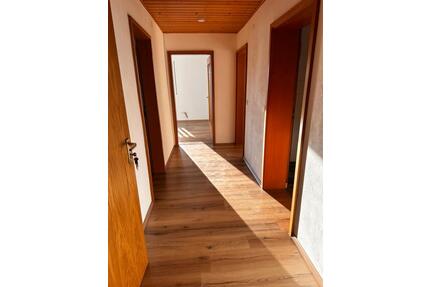 2 Zimmerwohnung, 62qm mit 2 Balkone - Schillingsfürst