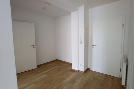 2-Zimmer-Wohnung 65qm - 450,00&nbsp;EUR Kaltmiete, ca.&nbsp; 65,50&nbsp;m&sup2; in Vohenstrauß (PLZ: 92648)