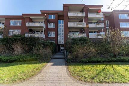 Courtagefrei! Großzügige 4-Zi. ETW mit TG-Stellplatz in gewachsener und familienfreundlicher Lage - Hamburg Wandsbek