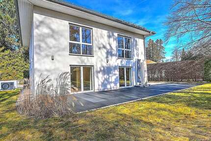 Haus zum Kaufen in Gauting 1.849.000,00 € 220 m²