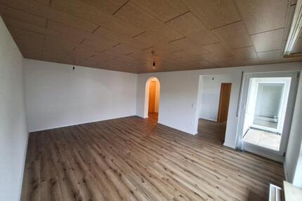 renovierte, helle 2-Zi-Wohnung in Leutenbach-Nellmersbach - Weissach im Tal