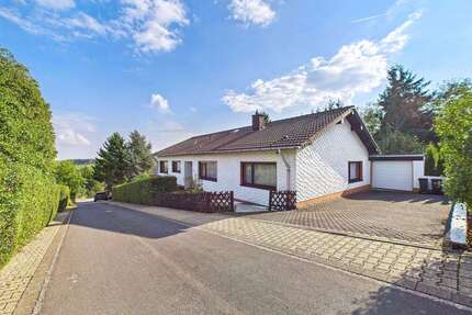 Haus zum Kaufen in Hürtgenwald 359.000,00 € 129 m²