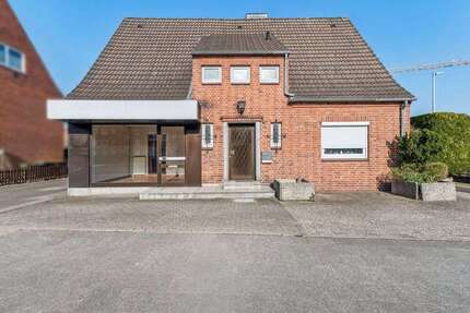 Haus zum Kaufen in Neumünster 590.000,00 € 135.3 m²