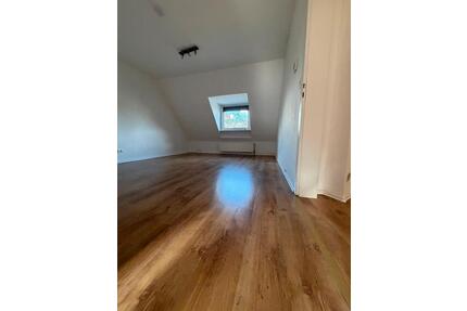 Schöne, helle 3 12 Zimmerwohnung in Dortmund Körne zu vermieten - Herdecke