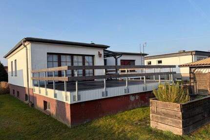 Voll unterkellertes Einfamilienhaus mit Nebengelass in Tribsees zu verkaufen