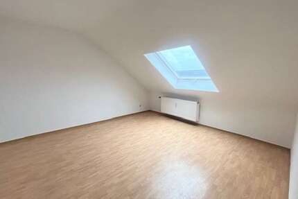 Wohnung zum Mieten in Köln 330,00 € 23 m²