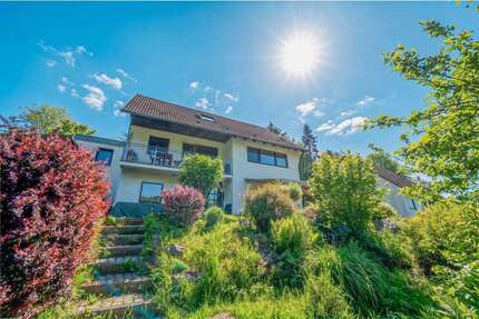 Haus zum Kaufen in Simmelsdorf 489.000,00 € 200 m²