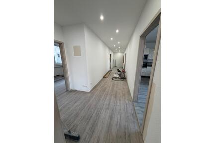 4-Zimmer-Erdgeschosswohnung ca.130m² -Erstbezug nach Renovierung- - Amstetten