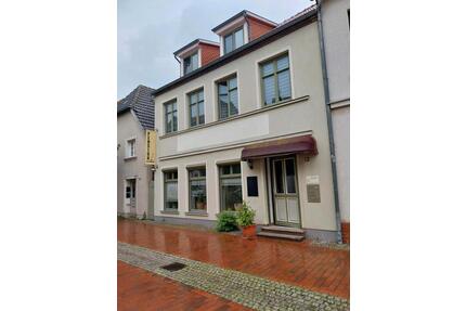 Pension am Bernsteinmuseum - Ferienwohnung - Ribnitz-Damgarten