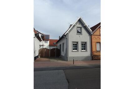 Kleines Einfamilienhaus zu verkaufen - Dannstadt-Schauernheim