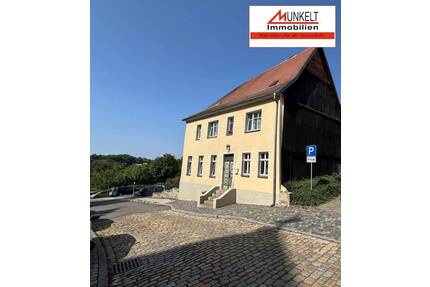 Stadthaus im Zentrum von Zeitz - modernisierungsbedürftige Immobilie mit Entwicklungspotenzial