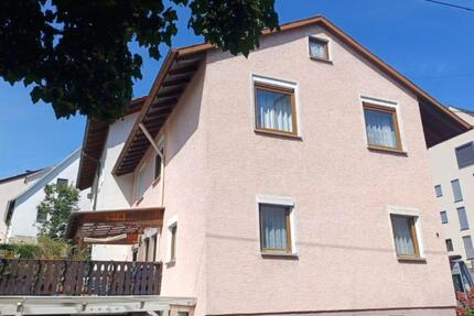 Liebevoll renovierte Doppelhaushälfte, für maximal 4 Personen! - Filderstadt