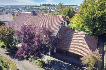 Haus zum Kaufen in Erbach 790.000,00 € 250 m²