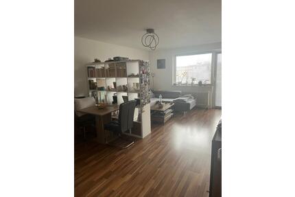 2 Zimmer Wohnung in Offenbach - 990,00&nbsp;EUR Kaltmiete, ca.&nbsp; 55,00&nbsp;m&sup2; in Offenbach am Main (PLZ: 63069) Buchrain