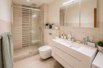 Wohnung zum Kaufen in Hannover 155.000,00 € 96.16 m²