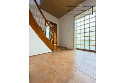 Haus zum Kaufen in Greifenstein 169.000,00 € 168.87 m²