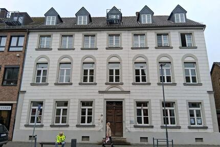 Wohnung in 50374 Lechenich - 1.000,00&nbsp;EUR Kaltmiete, ca.&nbsp; 85,00&nbsp;m&sup2; in Erftstadt (PLZ: 50374)