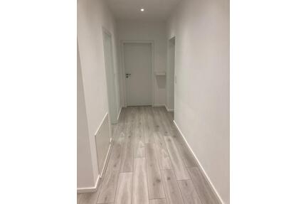 Attraktive 6,5-Zimmer-Wohnung - neu und modern saniert - Gera